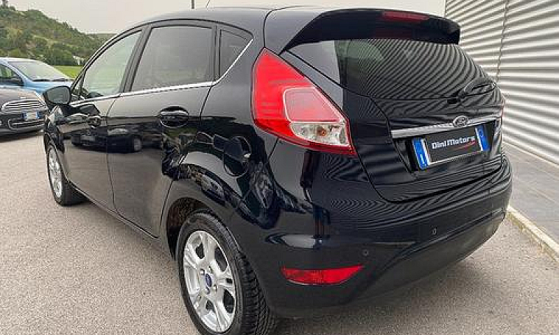 Ford Fiesta 1.4 5 Po...