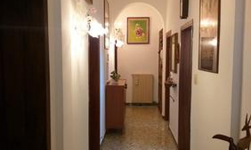 Privato Vende...