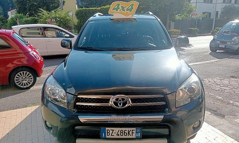 Toyota Rav4 3ª Serie...