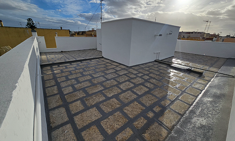 Primo Piano Abitabil...