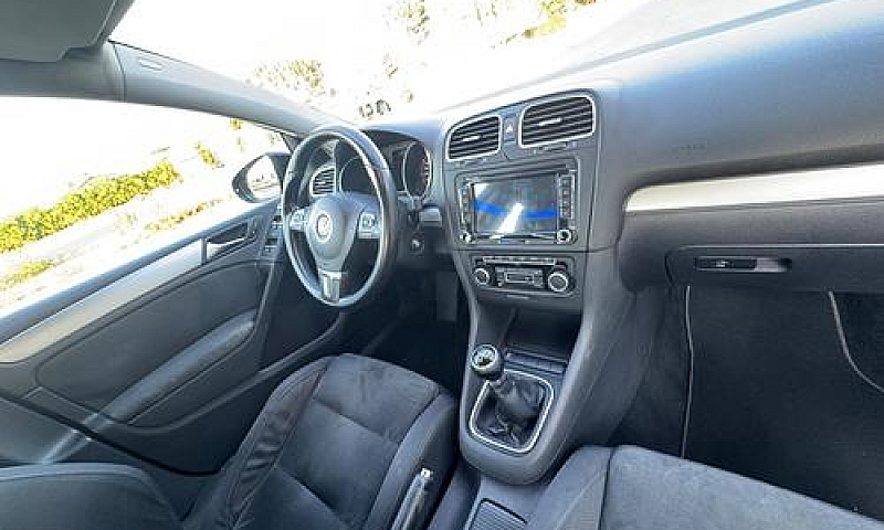 Volkswagen Golf 1.6 ...