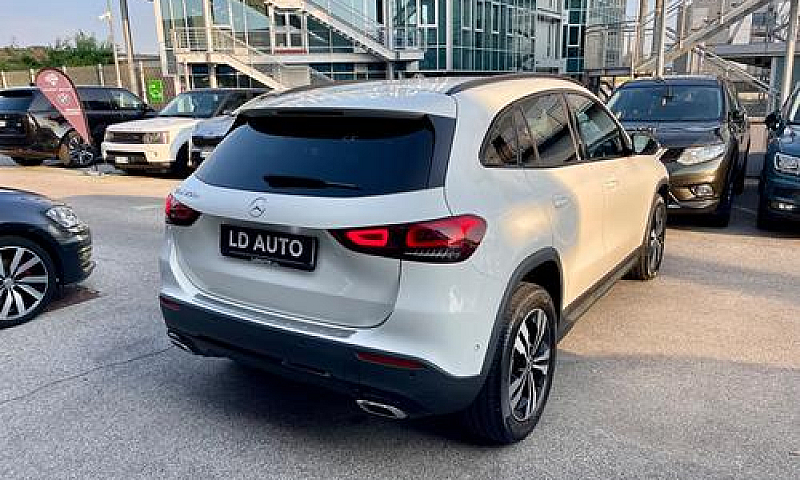 Mercedes-Benz Gla 20...