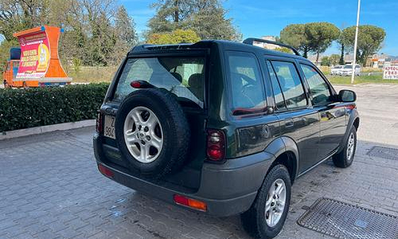 Land Rover Freelande...