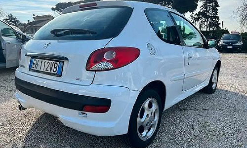Peugeot 206 Plus 1.4...