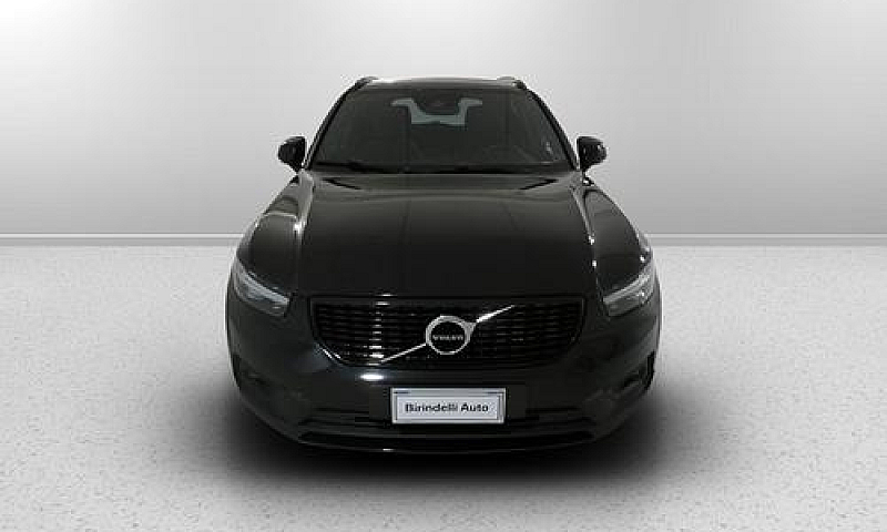 Volvo Xc40 (2017-->)...