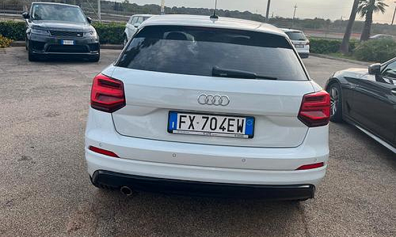 Audi Q2 35 Tdi Quatt...