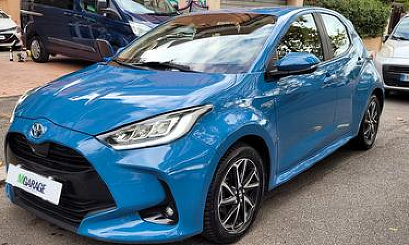 Toyota Yaris 1.5 Hyb...