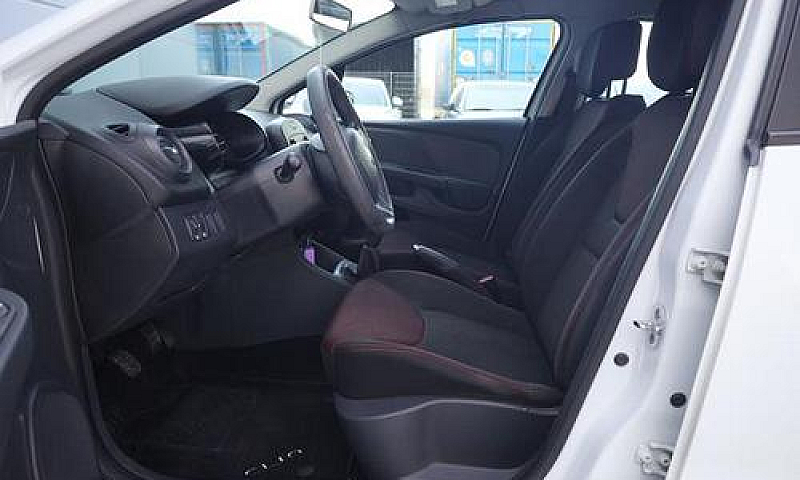 Renault Clio 1.5 Dci...