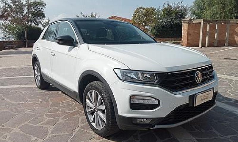 Volkswagen T-Roc 1.6...