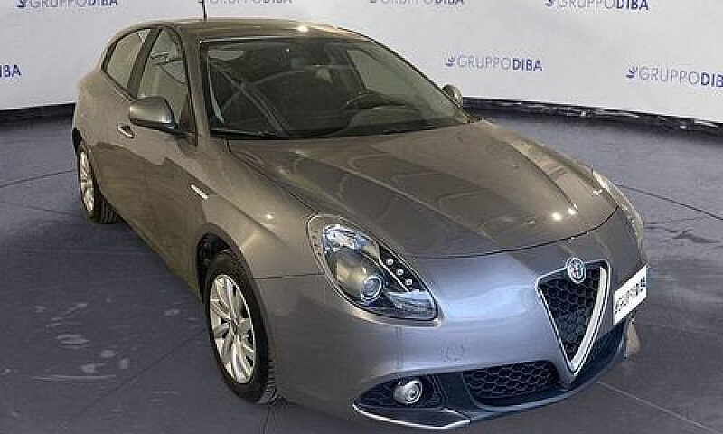 Alfa Romeo Giulietta...