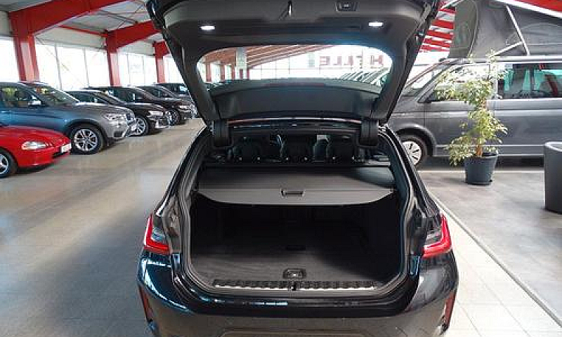 Bmw 320D 48V Touring...