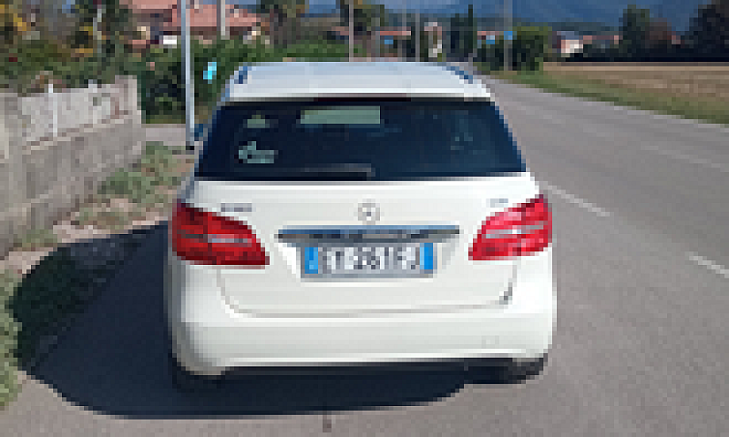 Classe B Mercedes...