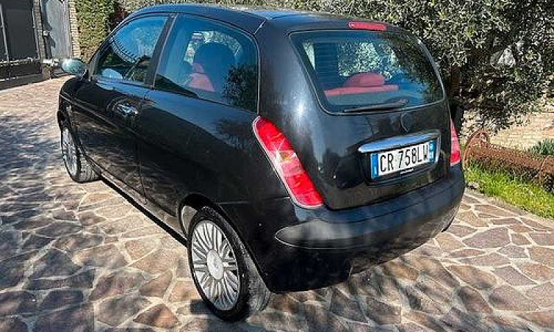 Lancia Ypsilon 1.3 M...