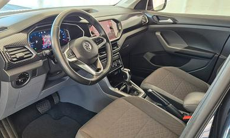 Volkswagen T-Cross 1...