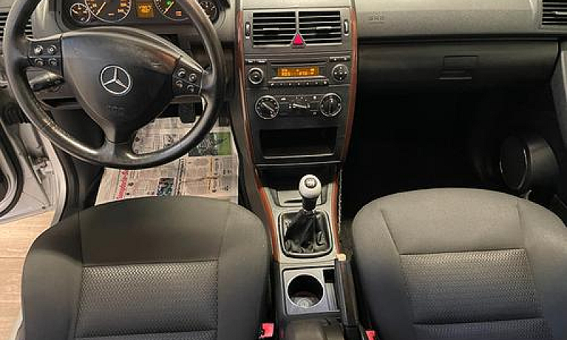 Mercedes-Benz A 180 ...