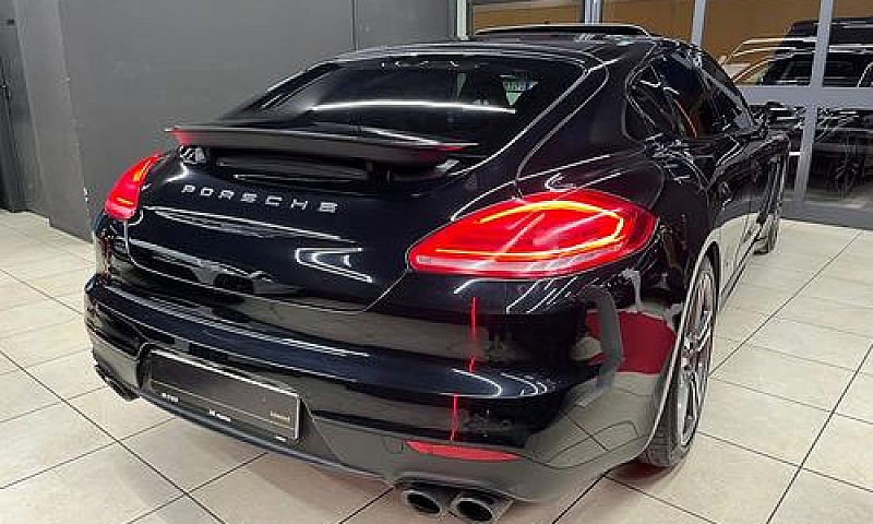 Porsche Panamera 3.0...
