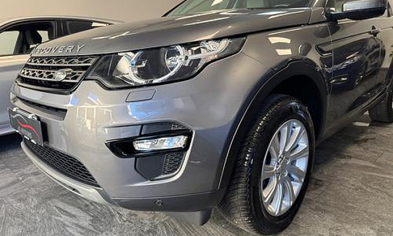 Land Rover Discovery...