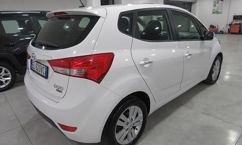 Hyundai Ix20 1.4 Crd...
