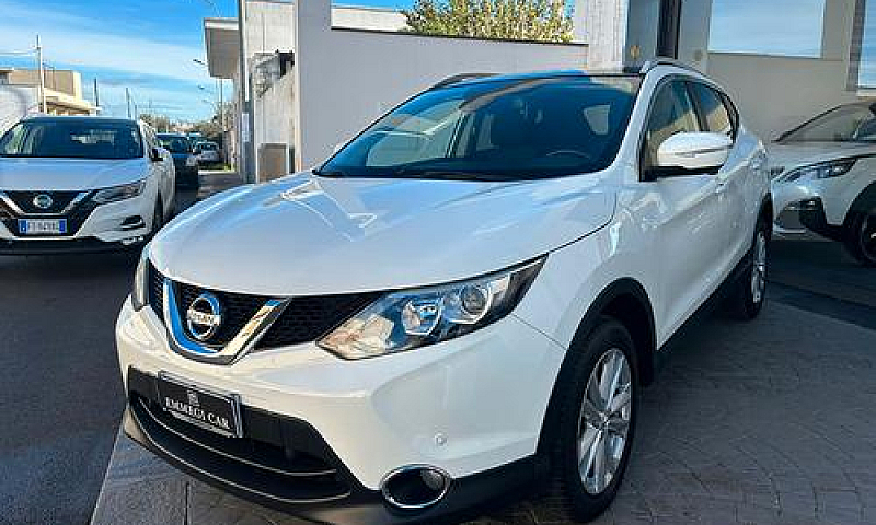 Nissan Qashqai 1.5 D...