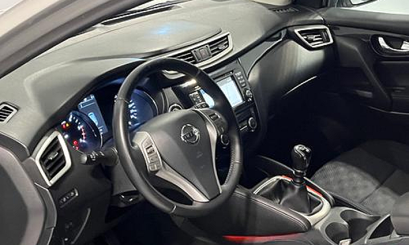 Nissan Qashqai 1.5 D...