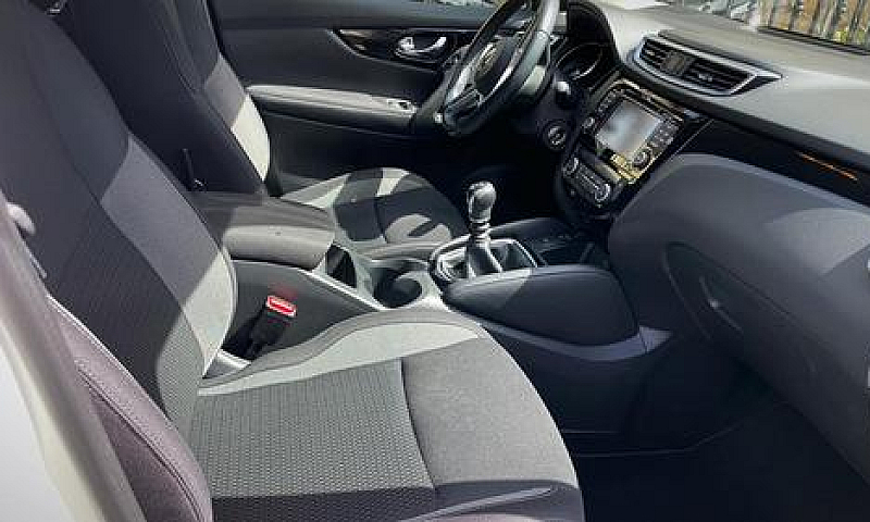 Nissan Qashqai 1.5 D...