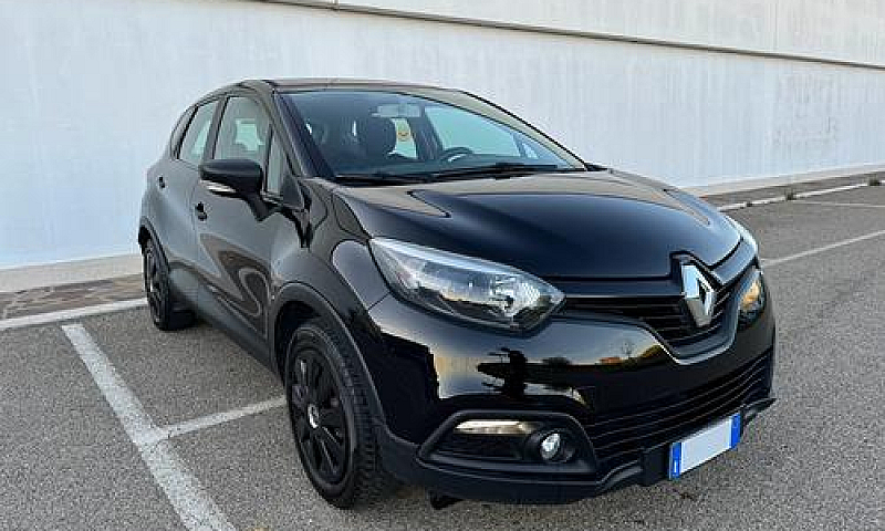 Renault Captur 0.9 T...