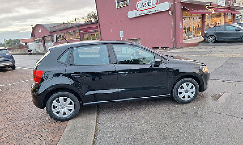 Volkswagen Polo...