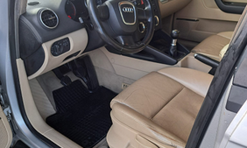 Audi A3...