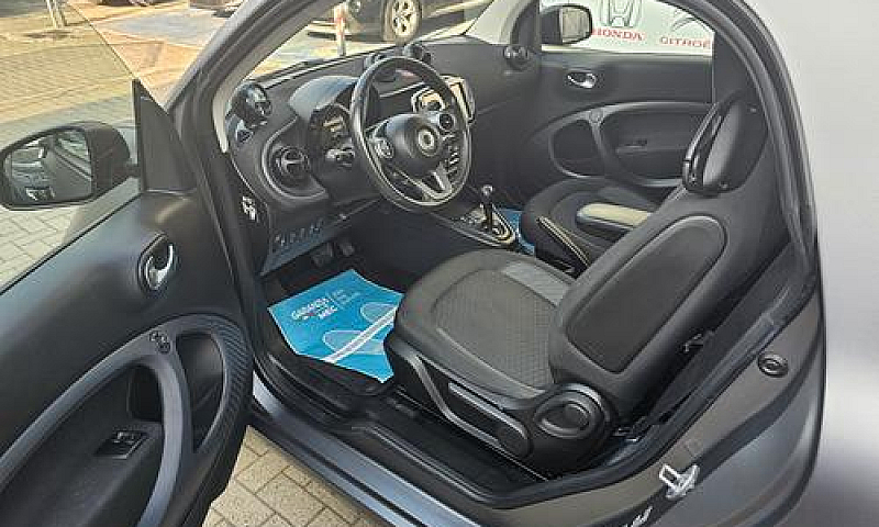 Smart Fortwo Eq Pass...