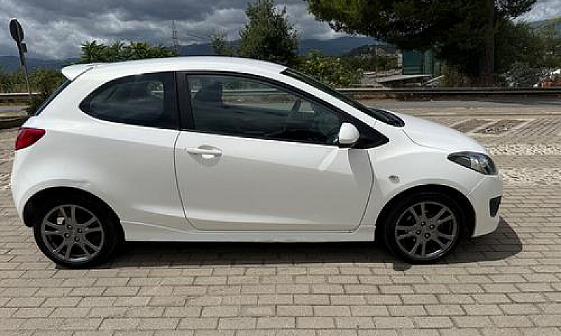 Mazda2 1.3 16V 86Cv ...