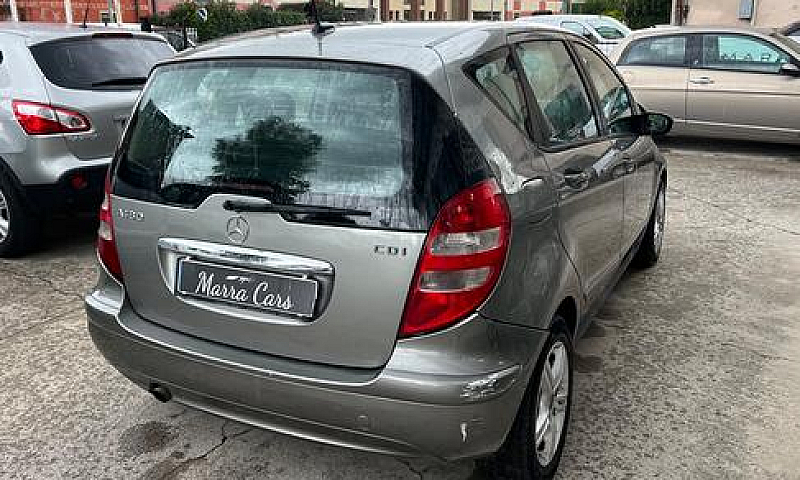 Mercedes-Benz A 180 ...