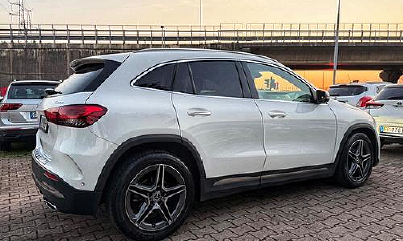 Mercedes-Benz Gla 20...