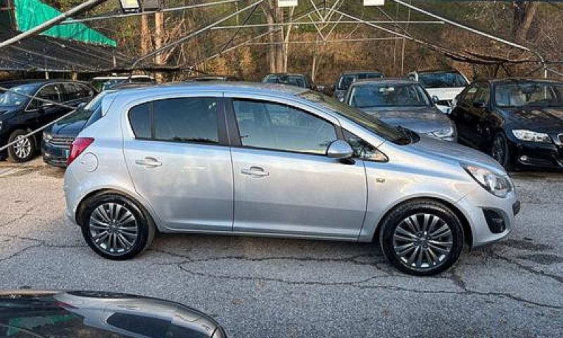 Opel Corsa 1.2 85Cv ...