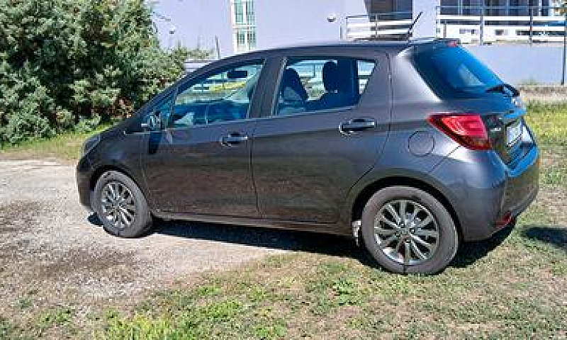 Toyota Yaris - 2017...