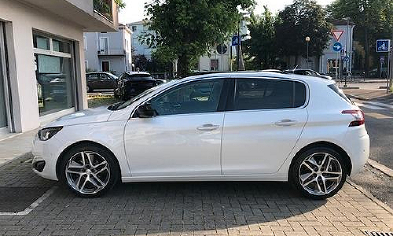 Peugeot 308 1.6 E-Hd...