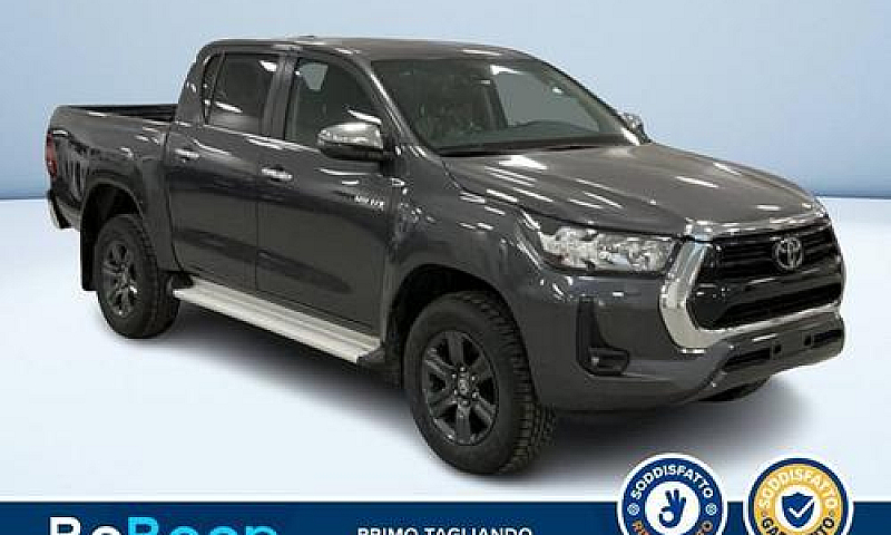 Toyota Hilux 2.4 D-4...