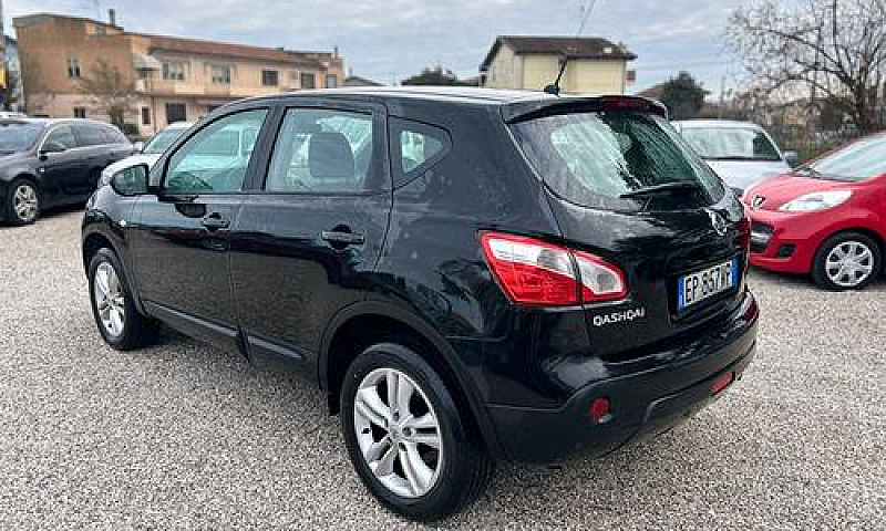 Nissan Qashqai 1.6 1...
