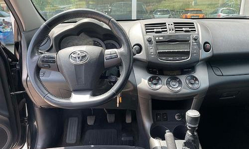 Toyota Rav4 4X4 2011...