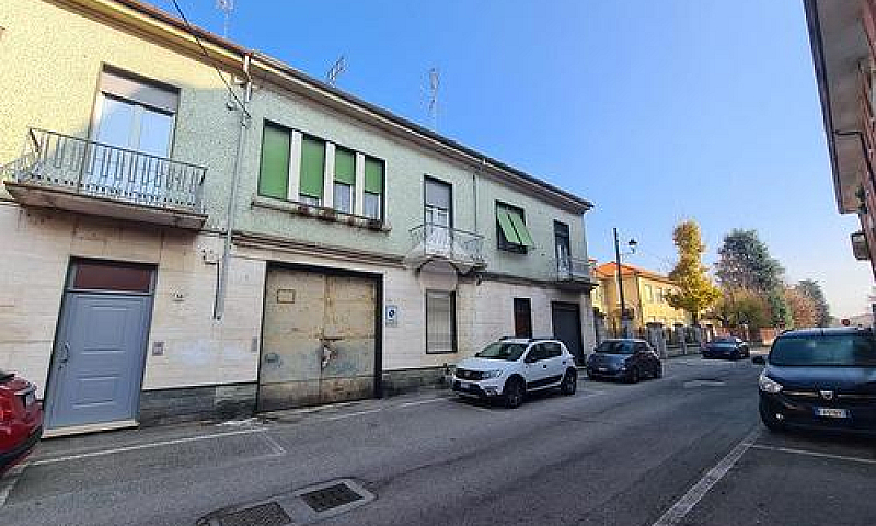 4 Locali A Crescenti...