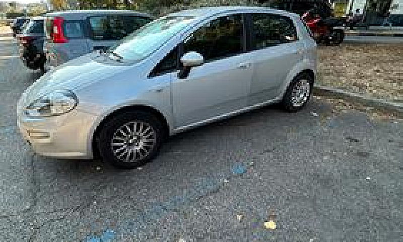Fia Punto Street...