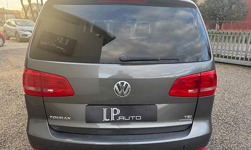 Volkswagen Touran 1....