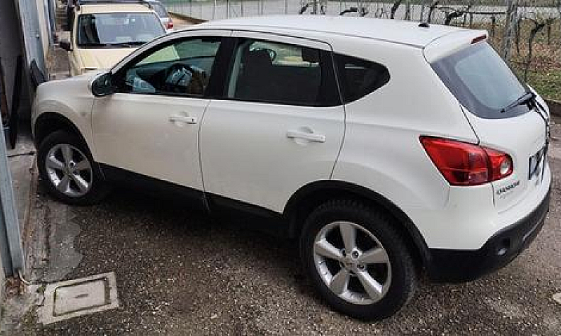 Nissan Qashqai 1.6 1...
