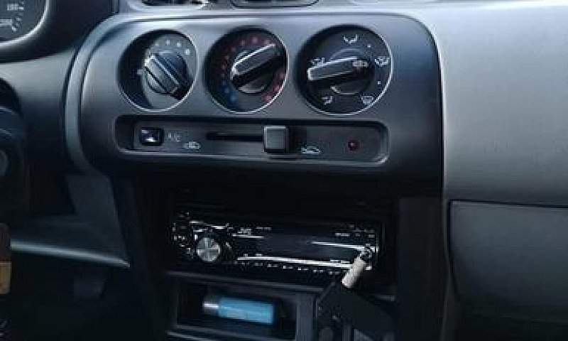 Nissan Micra Modello...