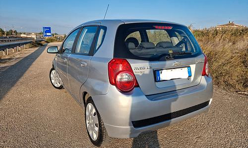 Chevrolet Aveo 1.2 5...