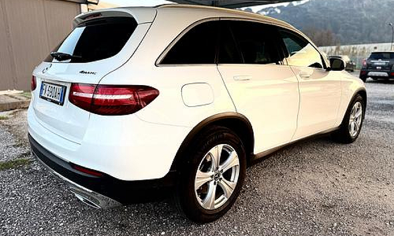 Mercedes-Benz Glc 22...