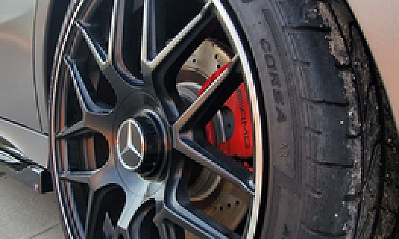 Mercedes A45S...