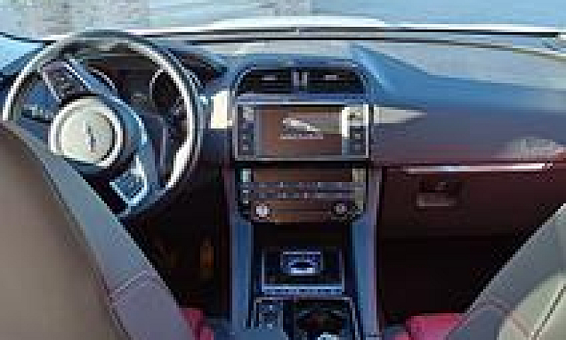Jaguar F Pace Sport ...