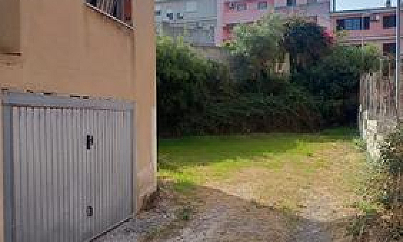 Palazzina Spaziosa C...