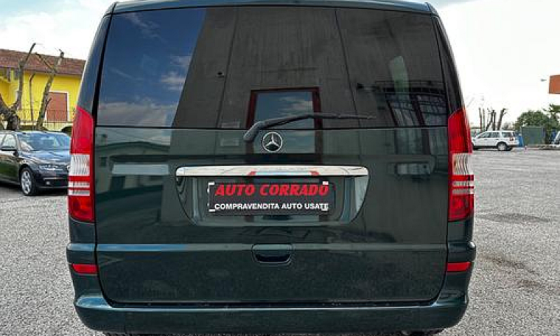 Mercedes-Benz Viano ...