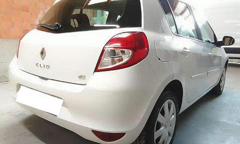 Renault Clio 1.5 Tdc...